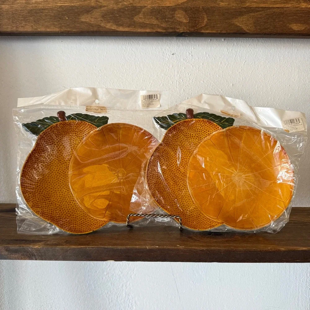 Lot of 2 Vintage Orange Slice Plastic Serving Trays Sitco Kitchen Decor NOS